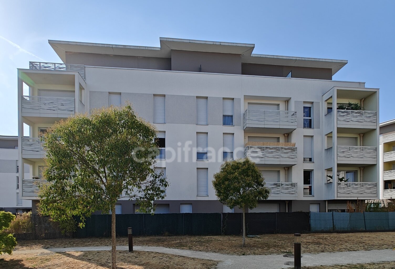 Dpt Essonne (91), à vendre MONTLHERY appartement T1 [résidence récente] — photo 1