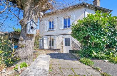 Maison en pierre — photo du bien