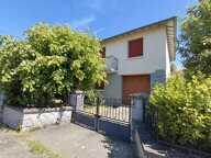 Maison familiale avec jardin et garage  Montsalvy (15120) — photo 2