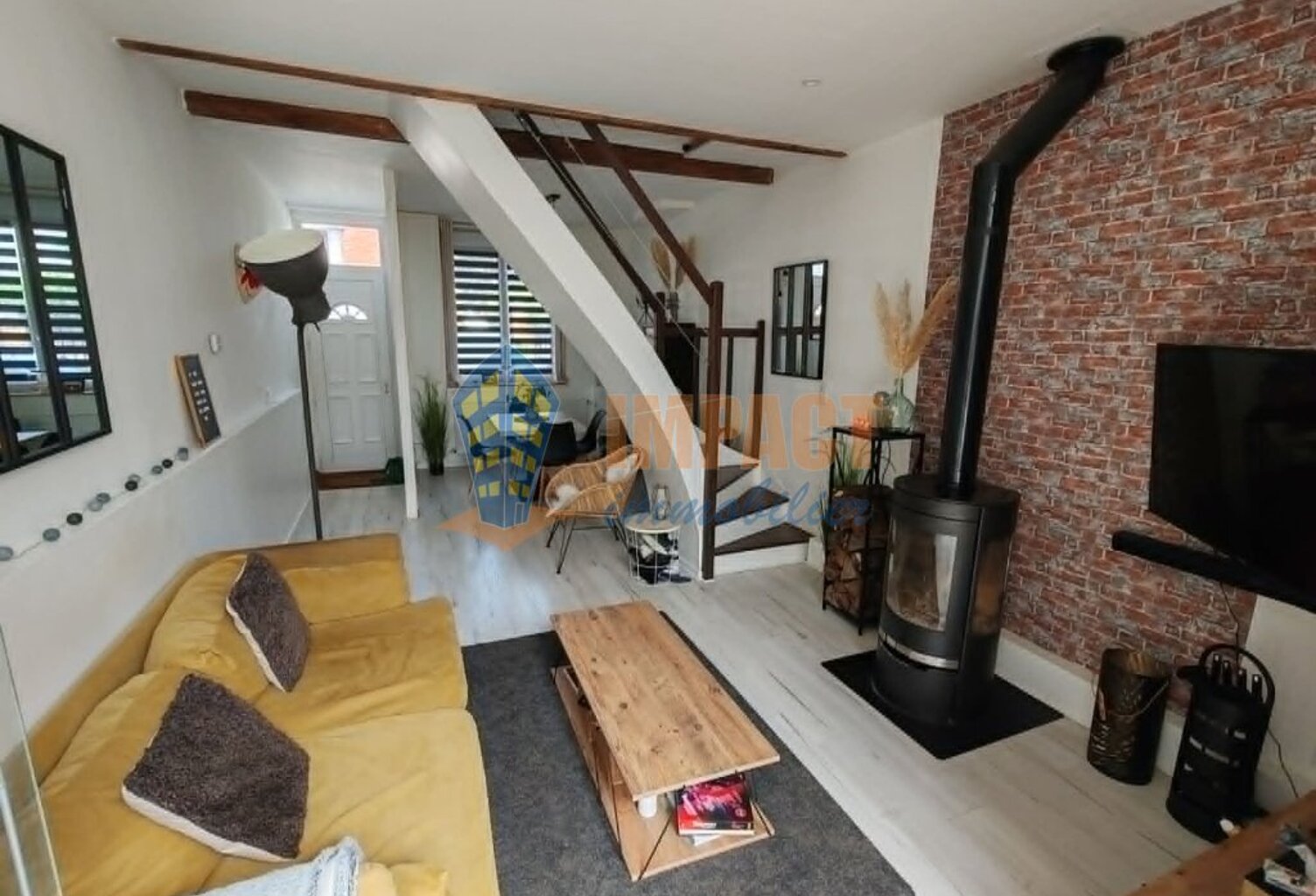 Jolie 1930 rénovée avec goût, 3 chambres, jardin, quartier calme et agréable — photo 1