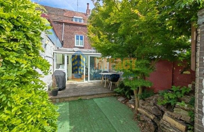 Jolie 1930 rénovée avec goût, 3 chambres, jardin, quartier calme et agréable — photo 4