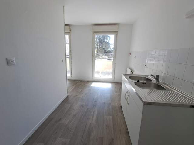 T4 de 90 m² à Meyzieu au prix de vente de 231 300 € — photo du bien