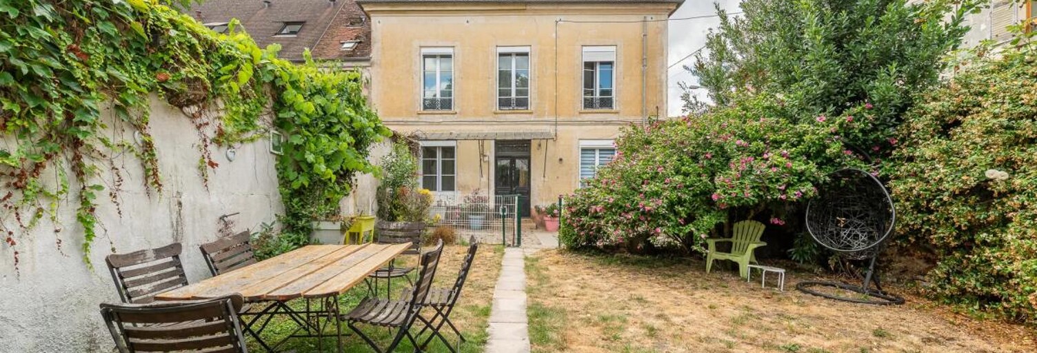 Maison 10 Pièces 210 m² à vendre à Faremoutiers (77515)