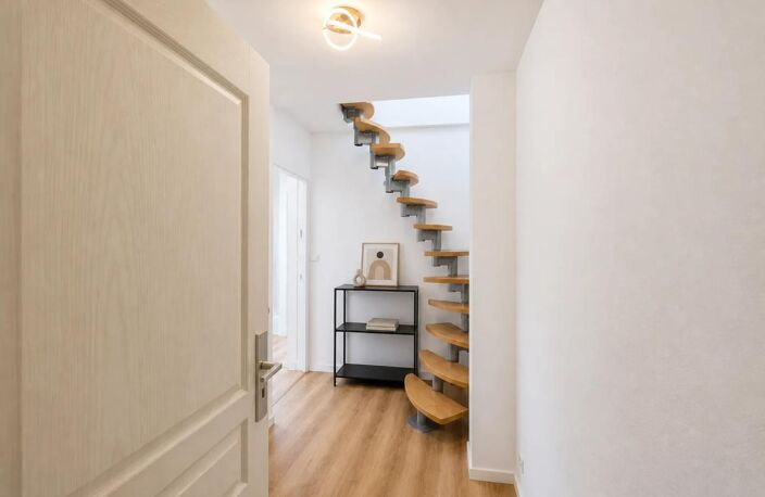 Immeuble de rapport de 130 m² à Poitiers — photo 3