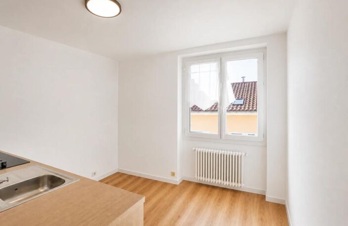 Immeuble de rapport de 130 m² à Poitiers — photo 5