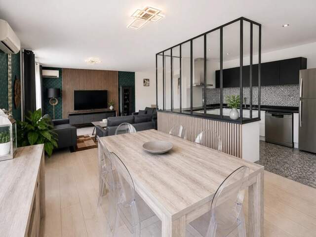 Maison de 6 pièces de 140 m² à Villeurbanne — photo du bien
