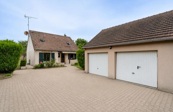 Maison de 6 pièces de 100 m² à Ézy-sur-Eure — photo 2