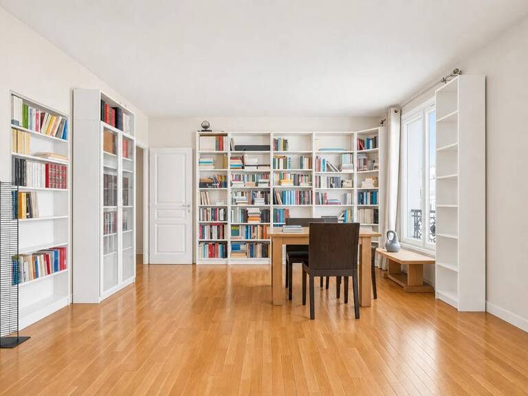 RARE - Appartement de 3 pièces de 75 m² au cœur du 11 eme (Voltaire) en étage élevé avec ascenseur — photo 1