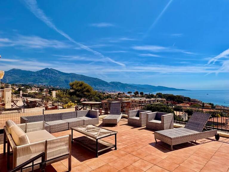 Superbe 2 pièces, loggia, toit terrasse, parking, vue mer — photo 1
