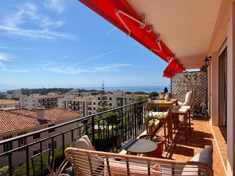 Superbe 2 pièces, loggia, toit terrasse, parking, vue mer — photo 1