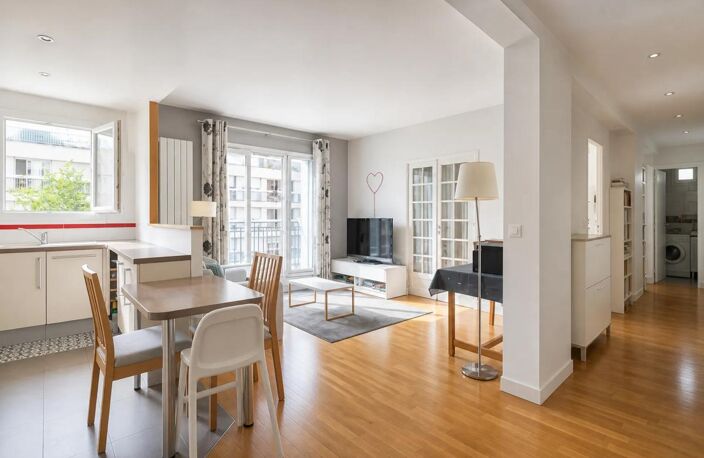 Appartement de 3 pièces de 63 m² situé à Paris 17e — photo 4