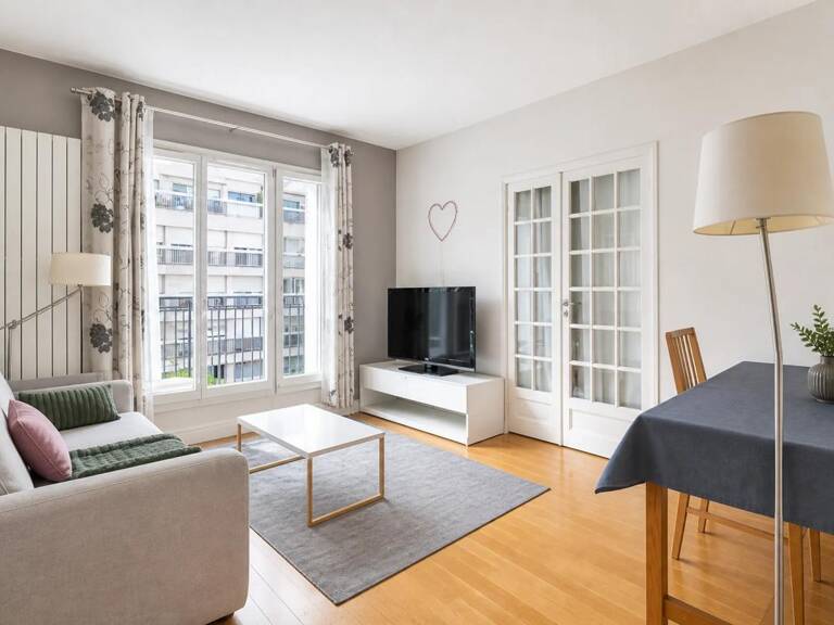 Appartement de 3 pièces de 63 m² situé à Paris 17e — photo 1