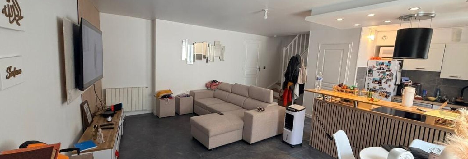Maison 4 Pièces 71 m² à louer à La Falaise (78410)