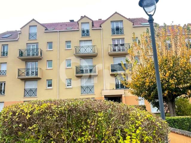 Appartement  type F avec parking privatif 1 À Vendre à Verneuil/seine — photo du bien