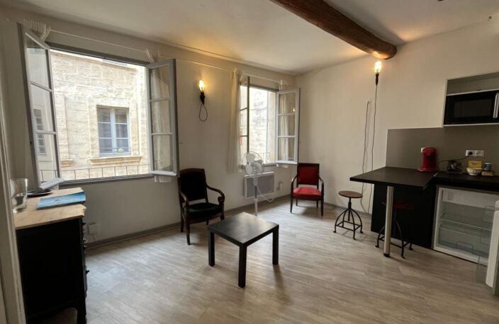Avignon, Intra muros, Immeuble de rapport 4 appartements et 1 local commercial — photo 5