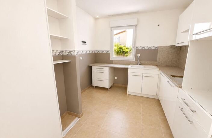 Montfavet – Maison T4 de 85 m² avec jardin et 2 places de parking privatives — photo 3
