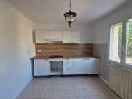 Appartement À Vendre au rez-de-chaussée 98 m², 3 chambres, jardin et garage privatif — photo 3