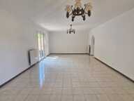 Appartement À Vendre au rez-de-chaussée 98 m², 3 chambres, jardin et garage privatif — photo 4