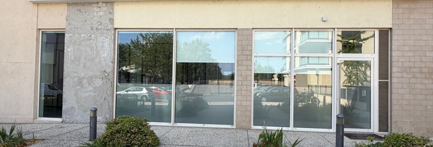 Commerce  107 m² à louer à Écully (69130)