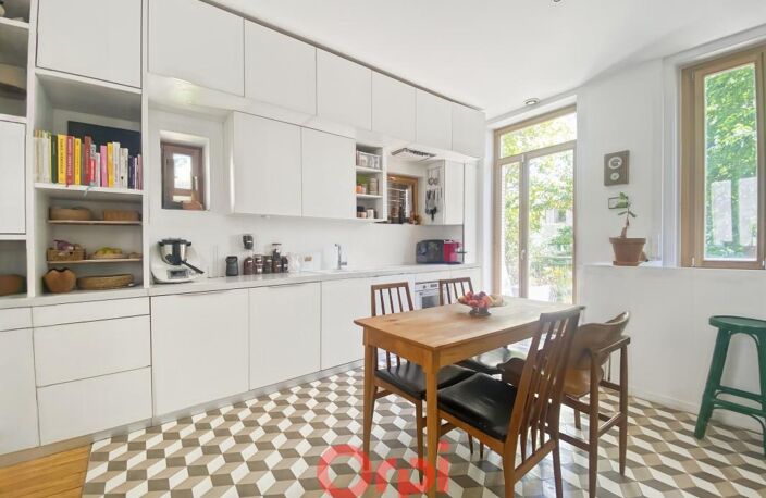 Appartement T 4 dans maison À Vendre — photo 4
