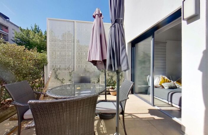 Appartement -T3- Rez-de-Jardin-Lyon 06 — photo 3
