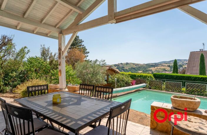 Maison familiale de 131 m² avec piscine, bureau et sous-sol complet — photo 3
