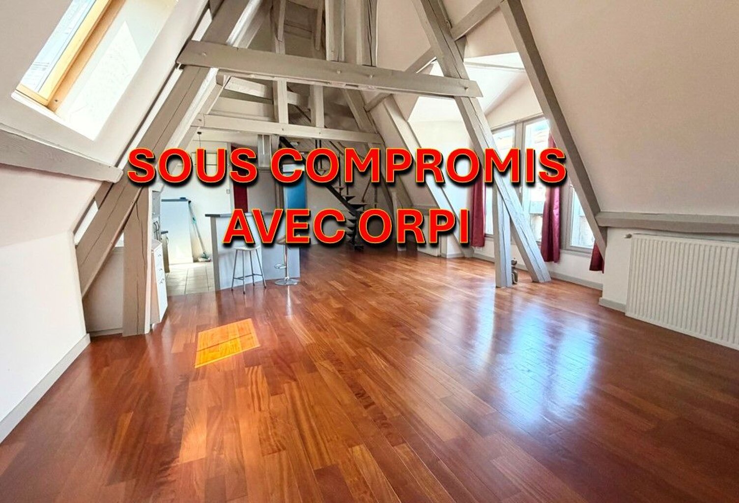 Appartement de caractère – 3 chambres – cave - centre ville — photo 1