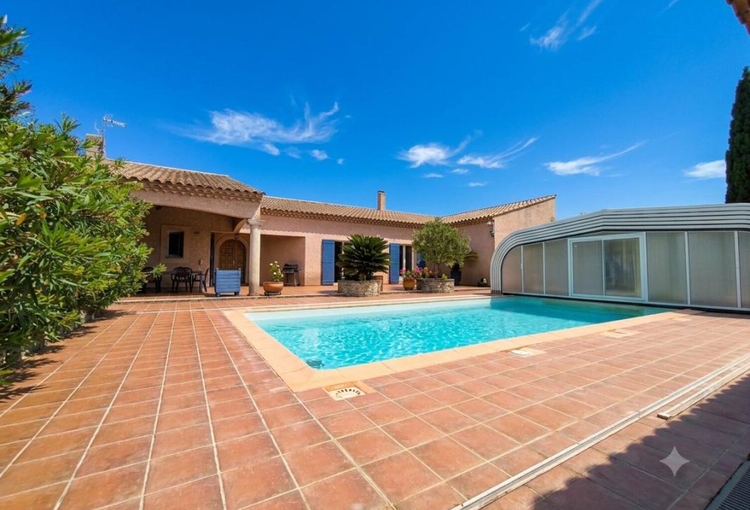 Villa de standing 274 m² – NÎMES — photo 1