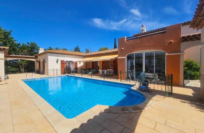 Rare à Balaruc-le-Vieux – Propriété de caractère sur 3 460 m² avec deux maisons, piscine et vue exceptionnelle — photo 2