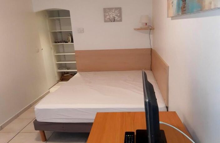 Appartement À Vendre — photo 2