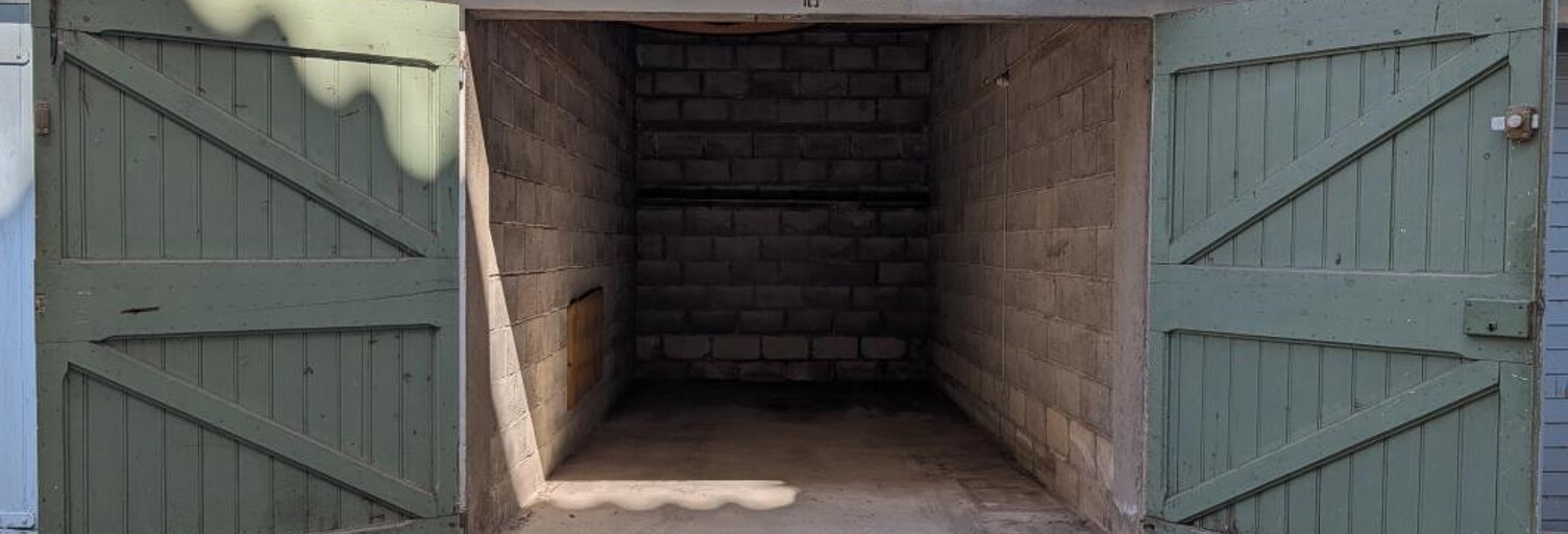 Commerce  12 m² à louer à Toulon (83200)