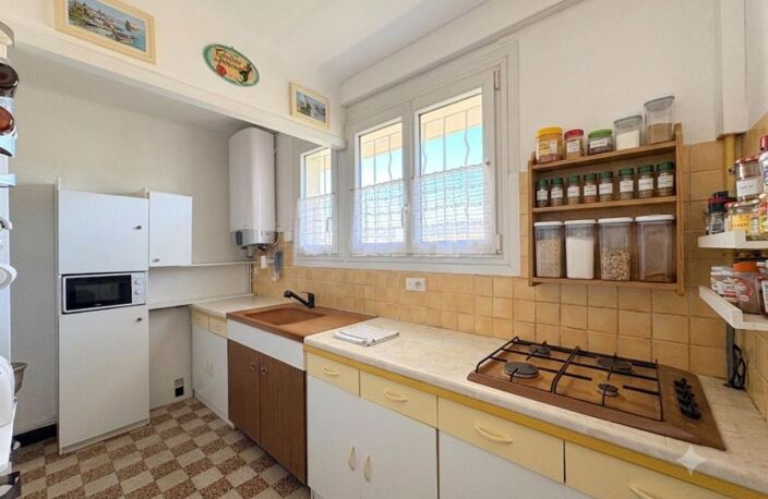 Appartement À Vendre T2 Toulon — photo 4