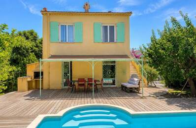 Maison À Vendre T5 MAR VIVO avec piscine et garage plage à pied — photo du bien