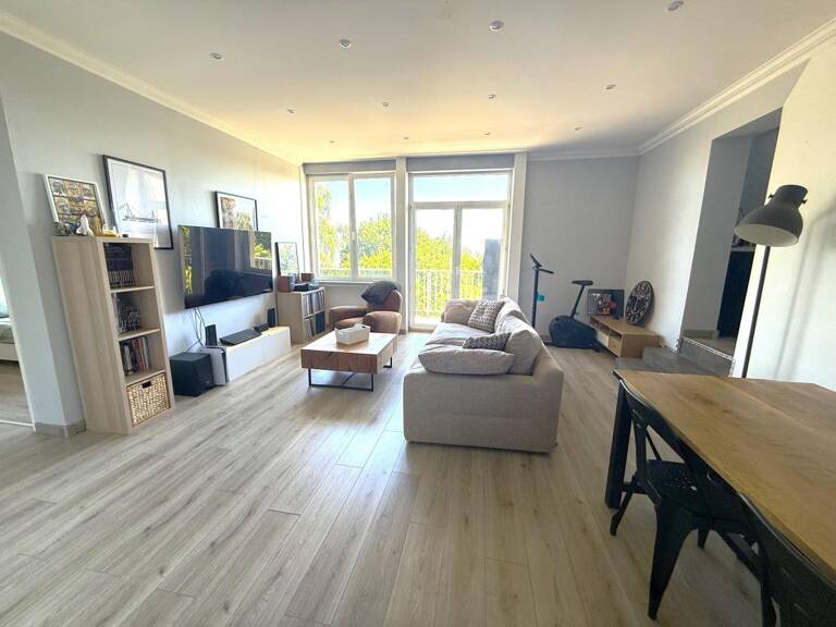 Appartement À Vendre — photo 1