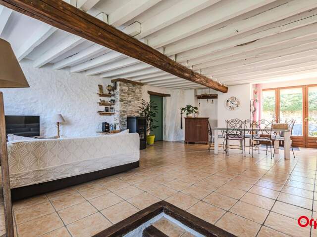 Maison À Vendre — photo du bien