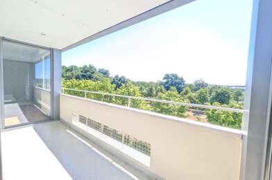 Appartement 4 pièces 274440 €