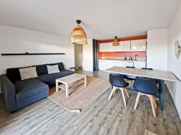 Exclusivité - Appartement À Vendre — photo 1