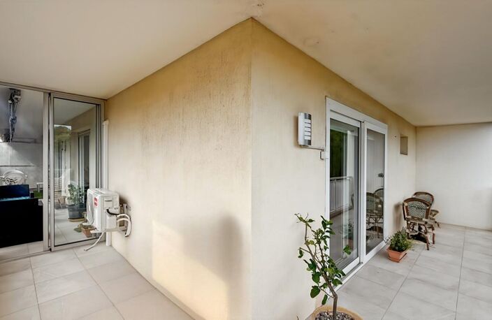 Appartement À Vendre — photo 3