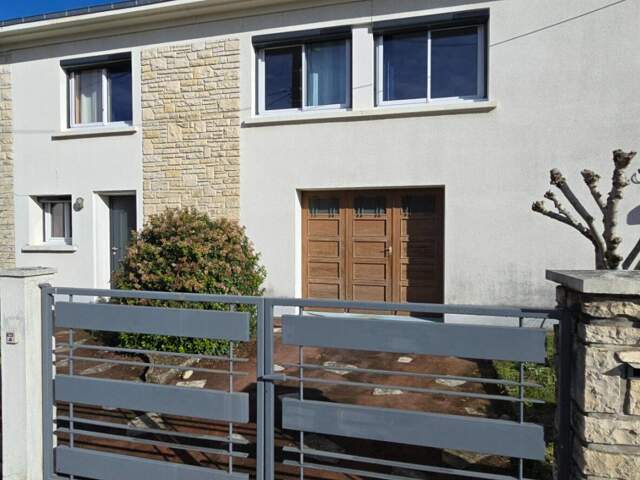 Maison de ville de type 6, jardin et garage privatif sur un terrain de 450 m² — photo du bien