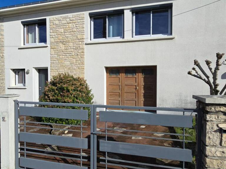 Maison de ville de type 6, jardin et garage privatif sur un terrain de 450 m² — photo 1