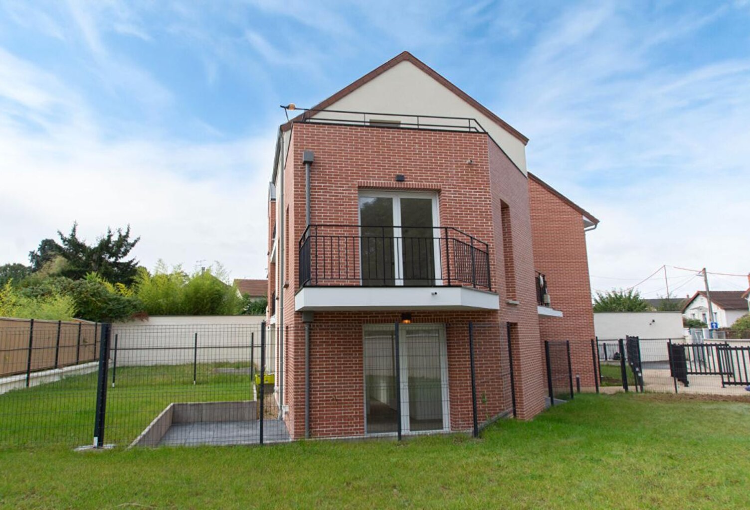 Appartement St Germain Les Arpajon 3 pièce(s) 60.83 m2 — photo 1