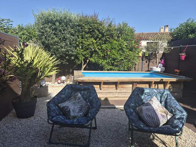 Maison  4 pièce(s) 80 m2, piscine et jardin — photo du bien