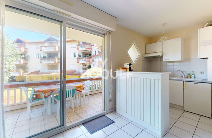 HOSSEGOR CENTRE-VILLE - T2 avec grande terrasse privative — photo 2