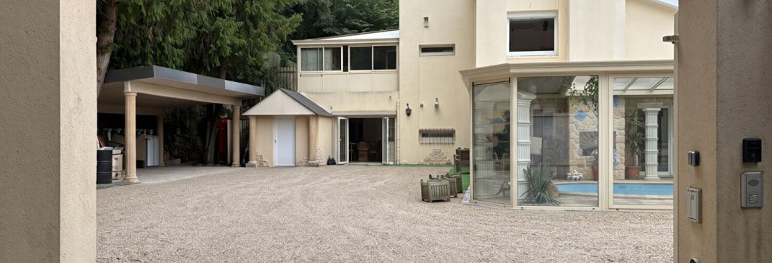 Maison 6 Pièces 340 m² à vendre à Arnières-sur-Iton (27180)