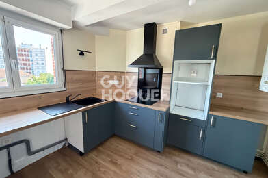 Appartement 4 pièces 860 €
