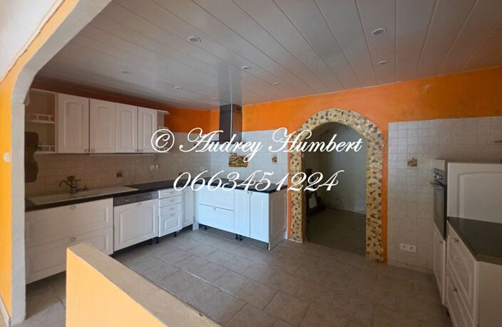 VALENSOLE, MAISON DE VILLAGE de 86 m² avec terrasse, jardinet et combles — photo 5