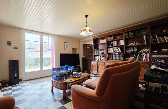 QUINCY MAISON DE 188M² 7 PIECES 5 CHAMBRES DEPENDANCES GARAGE — photo 3