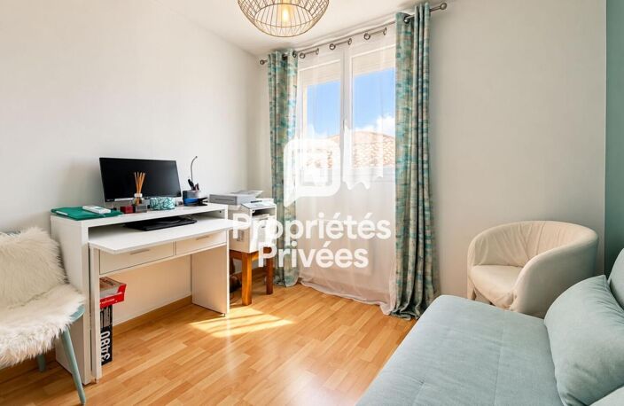 MARSEILLE 9ème - MAZARGUES - MAISON DE VILLE RÉNOVÉE AVEC GARAGE ET TERRASSE — photo 4