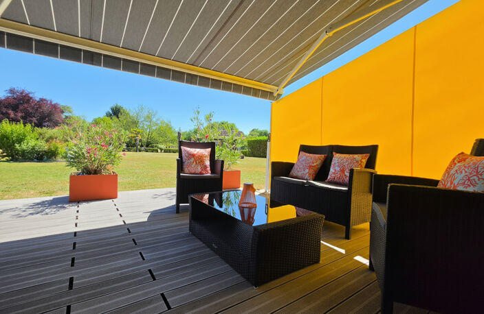 Maison de plain-pied ,7 500 m² de terrain arboré, garage, annexe — photo 2