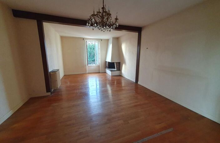 Maison Bourges 8 pièce(s) 180 m2 — photo 2
